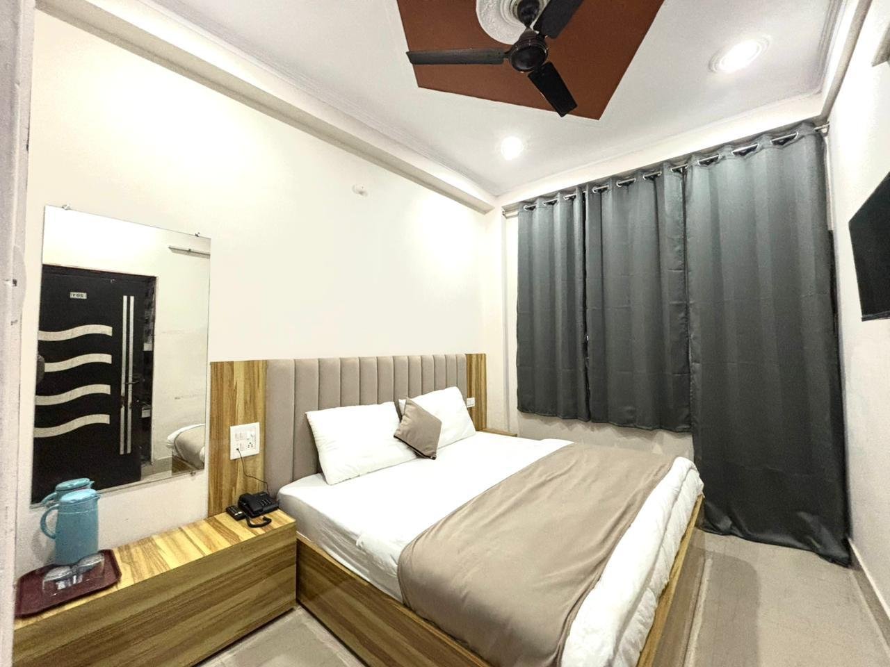Hotel Pearl Inn 1