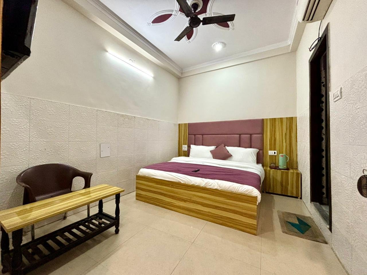 Hotel Pearl Inn 2