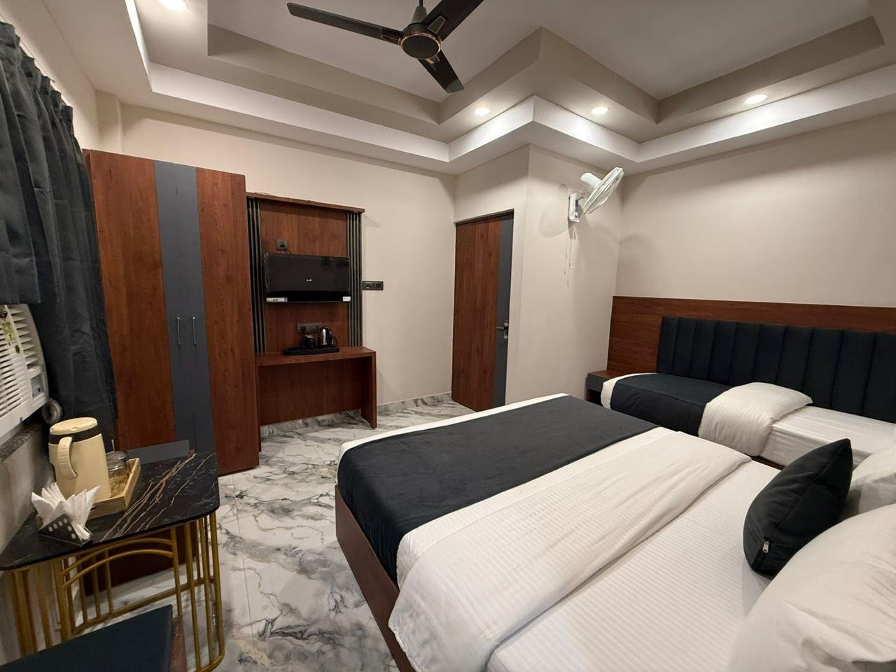 Hotel Rishabh Ganga 2